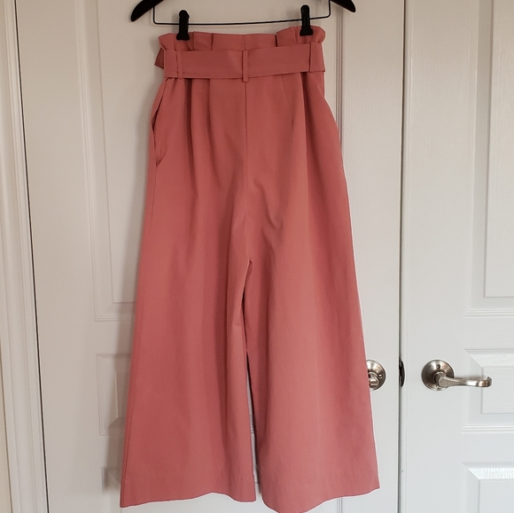 Zara Belted Cropped Pants - Picture 2 of 4